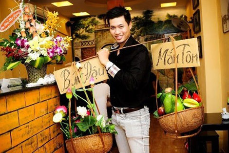 391 nguoi mau no nuc mo quan bun dau mam tom 3