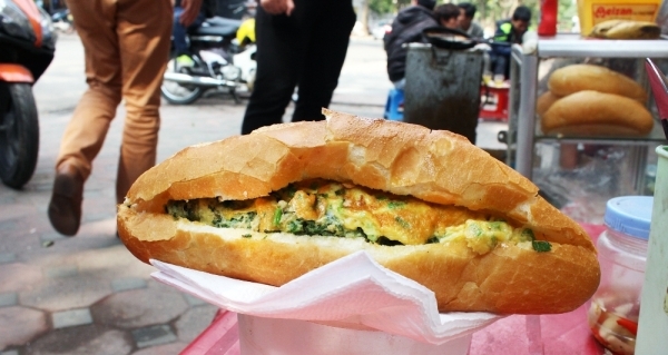355 banh mi ha noi ngon nuc tieng the gioi 3