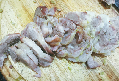 335 cach luoc thit bap chan gio kieu moi ngon mien che 8