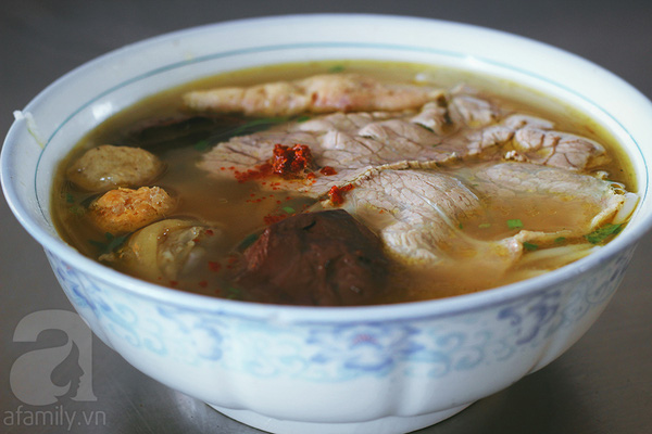 435-3-5-quan-bun-bo-hue-o-ha-noi-da-duoc-cong-dong-mang-kiem-chung-la-ngon-tuyet