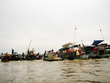 Bữa sáng dân dã trên chợ nổi Cái Răng