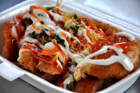 Bánh mì nướng muối ớt - 'siêu hot' ở Sài Gòn